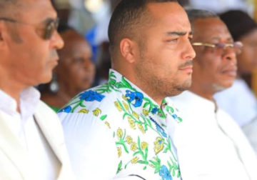 Bitam/Entretien du réseau routier : Jessye Ella Ekogha et sa  route électorale