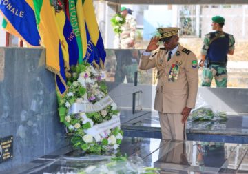 Hommages aux anciens Chefs de l’État : Brice Clotaire Oligui Nguema à Lambaréné pour saluer la mémoire de Rose Francine Rogombé