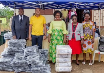 Vie du 2è arrondissement de la Commune de Ntoum : ARISE fait un don de 4 tonnes de viandes bovines et des kits scolaires aux populations