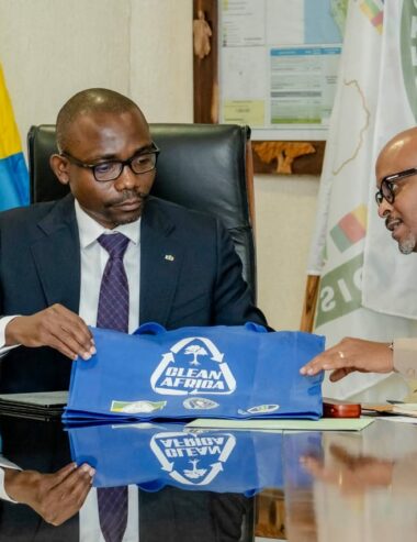 Lutte pour la préservation de l’environnement : Retrait des sacs plastiques à usage unique dans les grandes surfaces