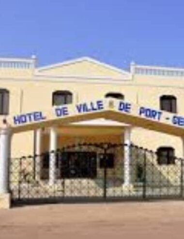 Gabon : Une agente municipale de la commune de Port-Gentil soumet ses difficultés professionnelles au couple présidentiel gabonais à travers une lettre ouverte
