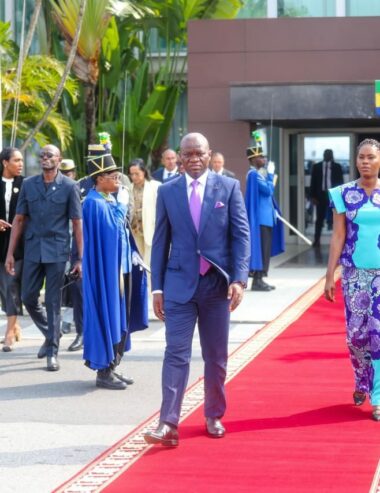 Diplomatie : Le Président Oligui Nguema en Côte d’Ivoire pour le 65ème anniversaire de l’indépendance