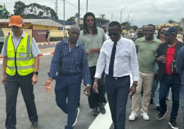 Province du Woleu-Ntem/Département du Woleu (Oyem) : Sosthène Nguema Nguema en visite de chantiers