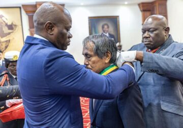 Coopération internationale : Oligui Nguema honore deux diplomates étrangers
