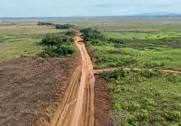 Ndéndé–Doussala : Les travaux routiers redémarrent sous impulsion présidentielle