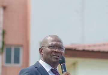 Lambaréné : Guy Pierre Biteghe, le nouveau maire, dévoile sa vision pour une « Ville Lumière »