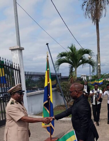 Lambaréné : les maires à l’unisson pour la Journée nationale du drapeau